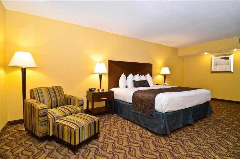 Clarion & Hotel Roswell