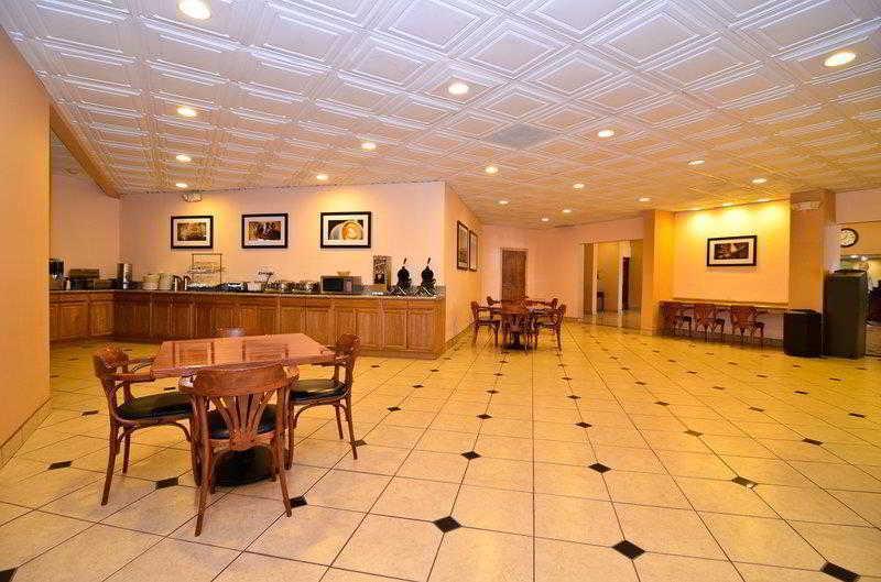 Clarion & 3* Roswell